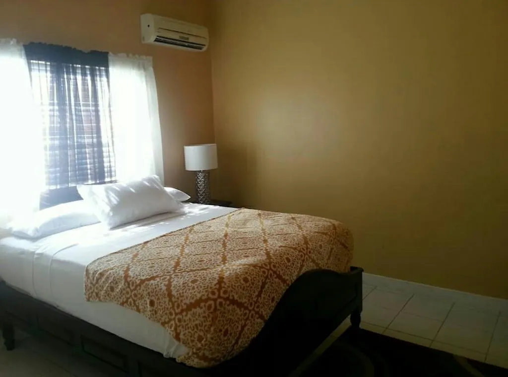 Villa Caribbean Estate Aj à Portmore 0*,
